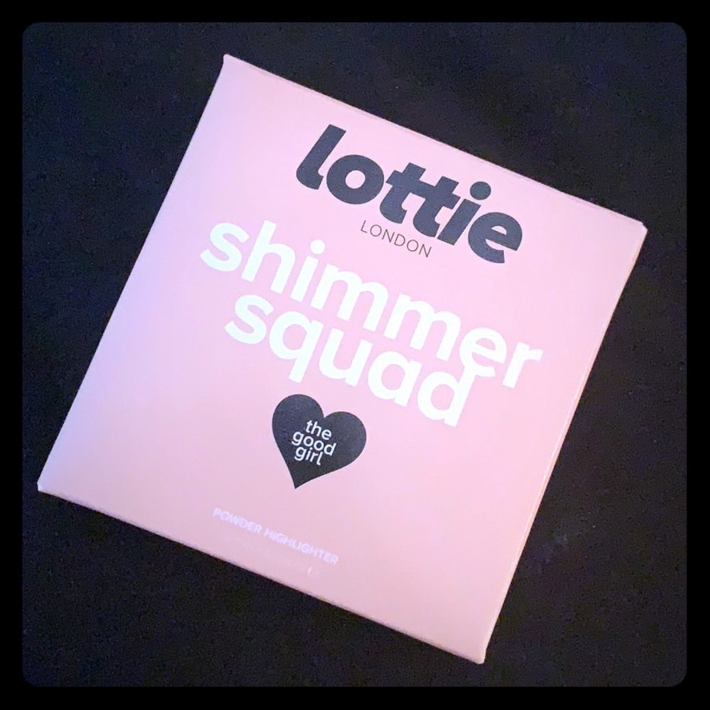 LOTTIE LONDON POWDER HIGHLIGHT​